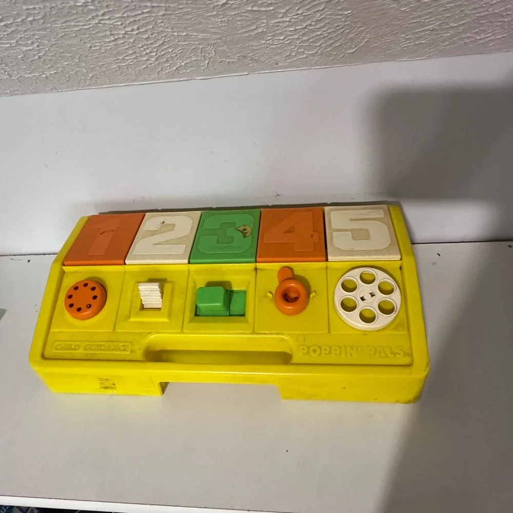 Vintage Child Guidance Poppin' Pals Sesame Street Pop Up Toy Missing 1 Figure